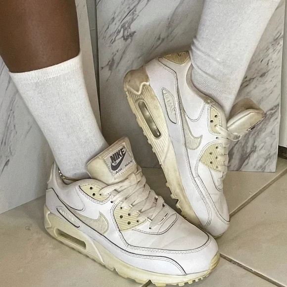 Nike Air Max 90 – White – Size 5.5Y / Women’s 7 – Classic Style - Picture 3 of 7